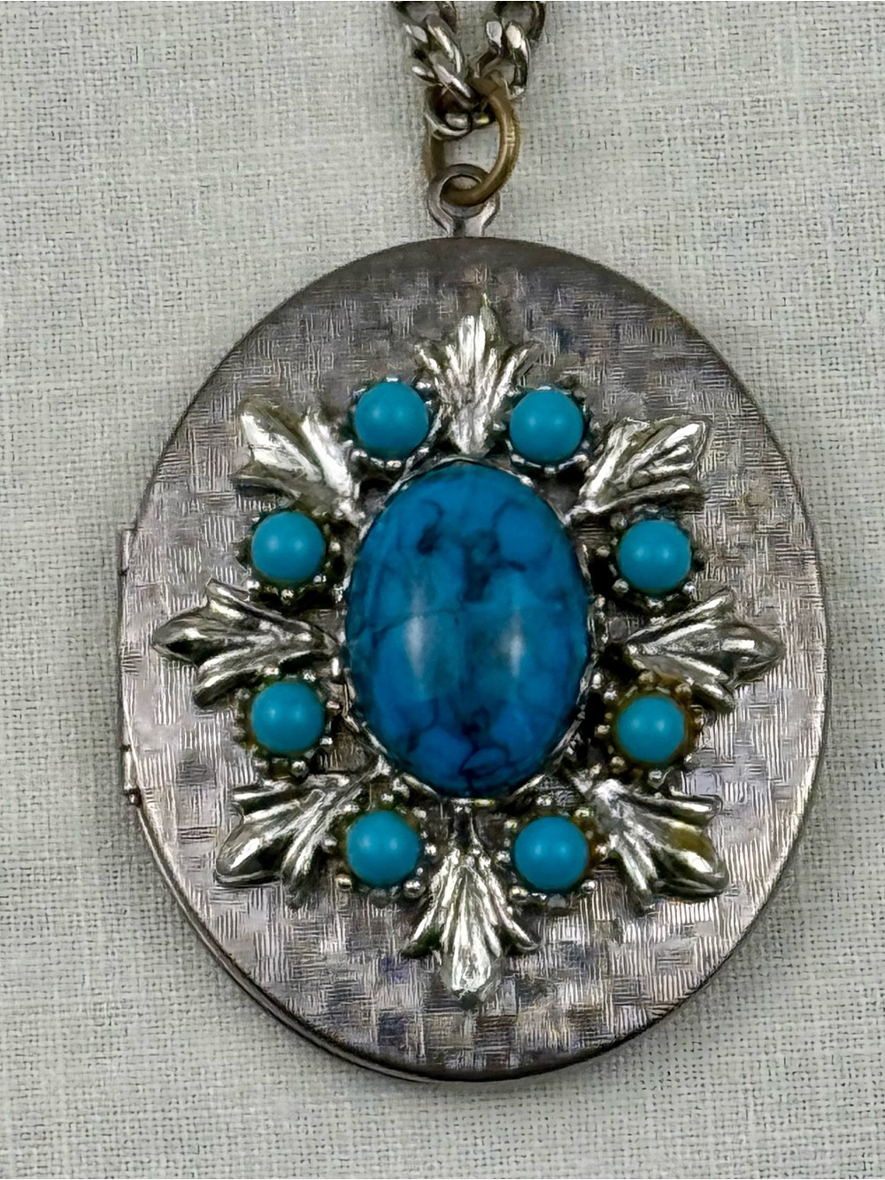 Vintage Style Oval Locket Necklace Blue Stone Silver Tone Pendant - Picture 2 of 7